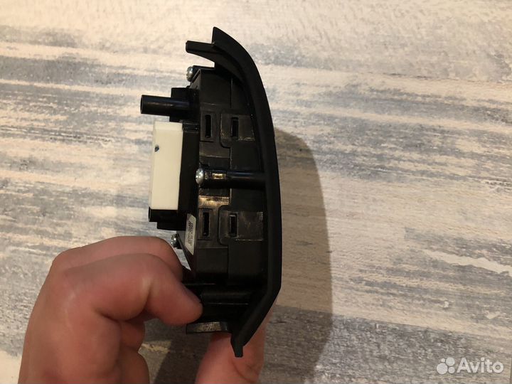 Кнопка мультируль hyundai creta 1 оригинальная