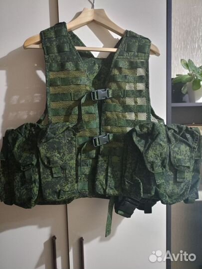 Разгрузочный жилет