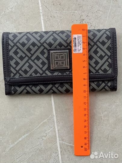 Кошелек tommy hilfiger новый