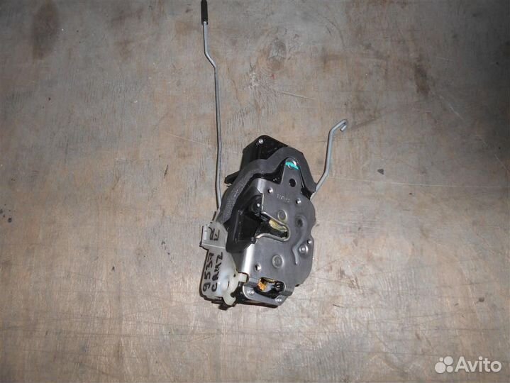Замок двери передней правой от Chevrolet Cruze 20