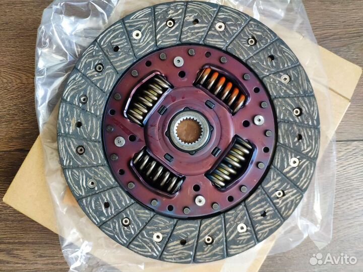 Оригинальный диск сцепления Subaru 30100AA910