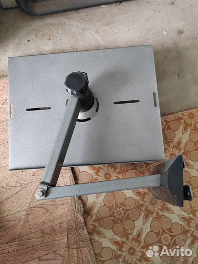 Кронштейн для телевизора