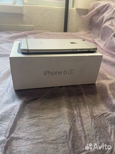 Телефон iPhone 6s