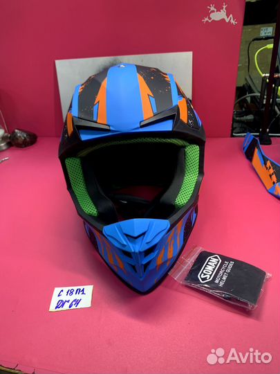 Мотоциклетный шлем Soman