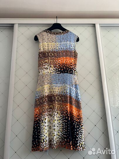 Стильное платье