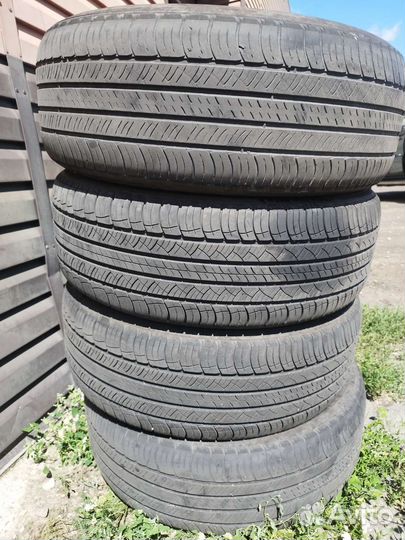 Michelin Latitude Tour HP 235/60 R18 107V