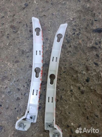 Citroen c4 кронштейн задний