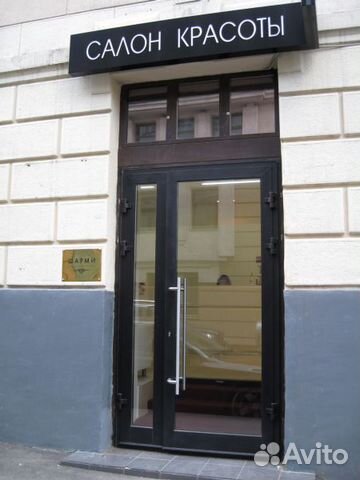 Алюминиевая дверь со стеклом