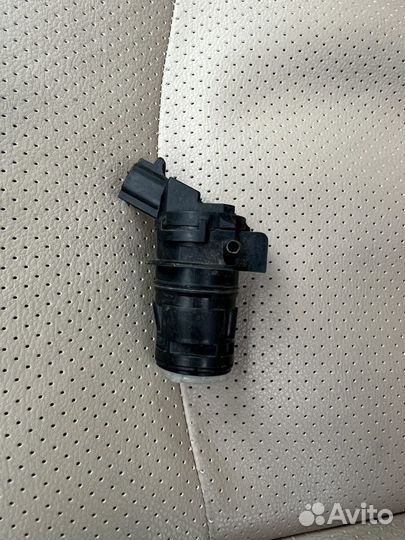 Моторчик омывателя заднего стекла Тойота Лексус