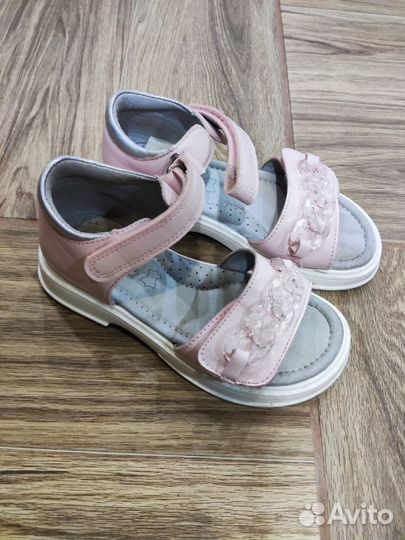 Босоножки для девочки