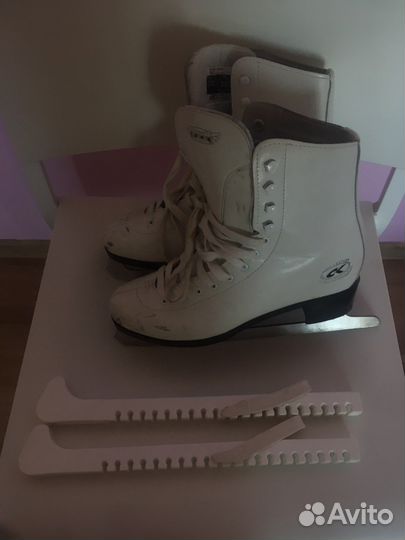 Ледовые коньки фигурные спортивная коллекция