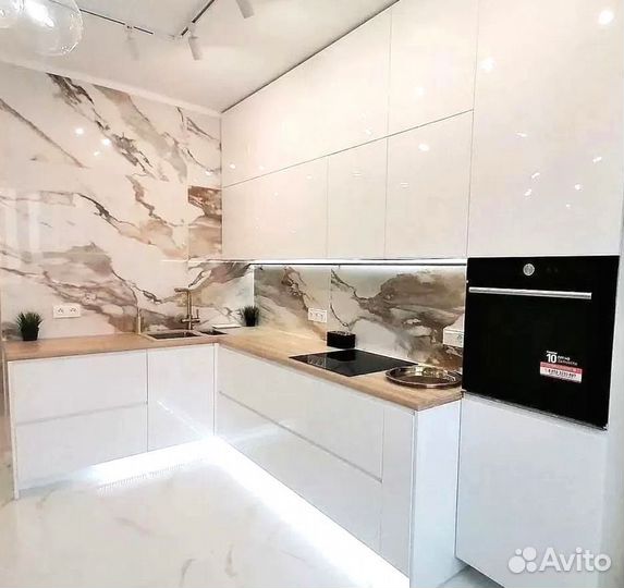 Кухня с установкой