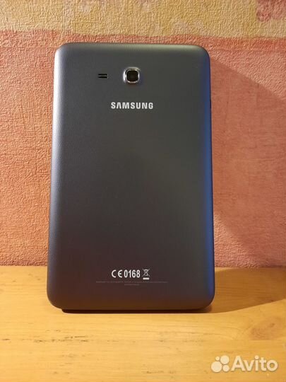 Планшет Samsung Galaxy Tab 3 lite SM-T110