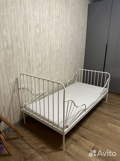 Детская кровать IKEA раздвижная миннен