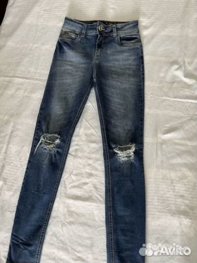 Джинсы