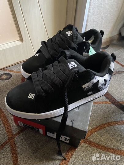 Dc shoes court graffik дутыши