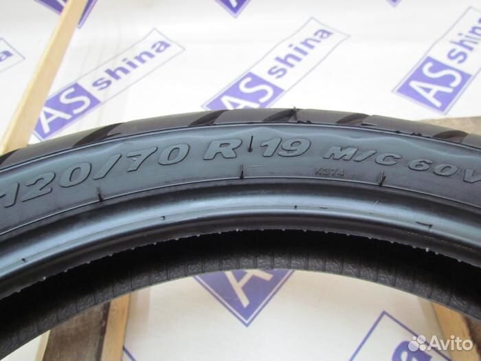 Мотошина Pirelli 120/70 R19 102M