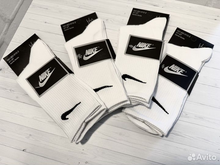 Носки nike высокие белые