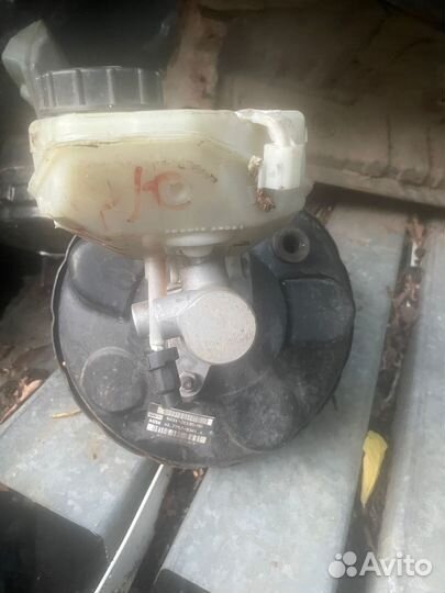 Вакуумный усилитель тормозов Land Rover Freelander