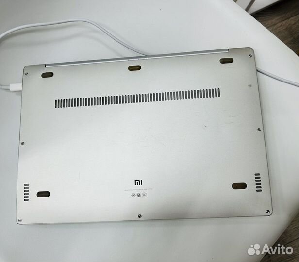 Xiaomi Mi NoteBook Air i5/8Gb/256Gb/GeForce 940MX