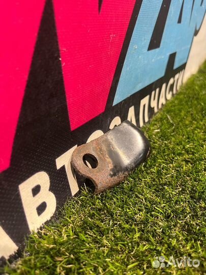 Кронштейн глушителя передний Lexus NX рест. 2020