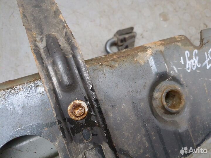 Усилитель бампера задний Mazda CX-5, 2012