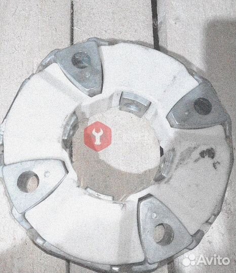 Муфта гидронасоса JCB JS360LR