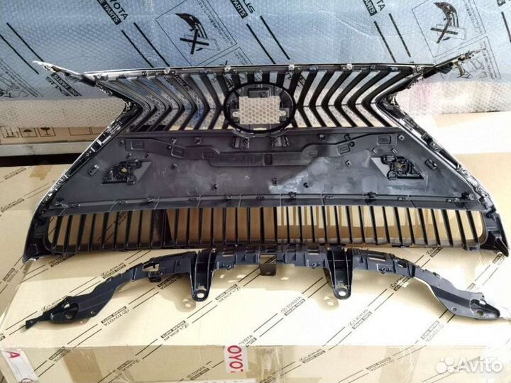 Решетка Lexus Es 7