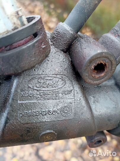 Корпус термостата ford focus 1