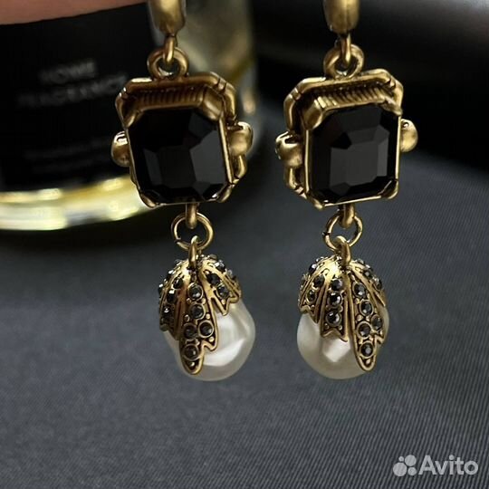 Alexander Mcqueen серьги мода 2024