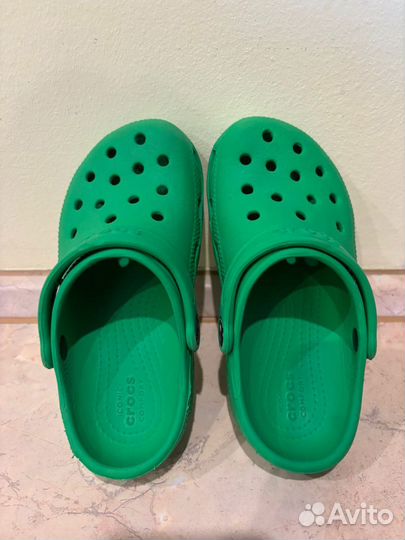 Саба сандалии crocs c12