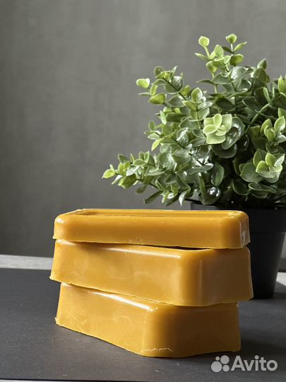 Воск пчелиный 500 грамм