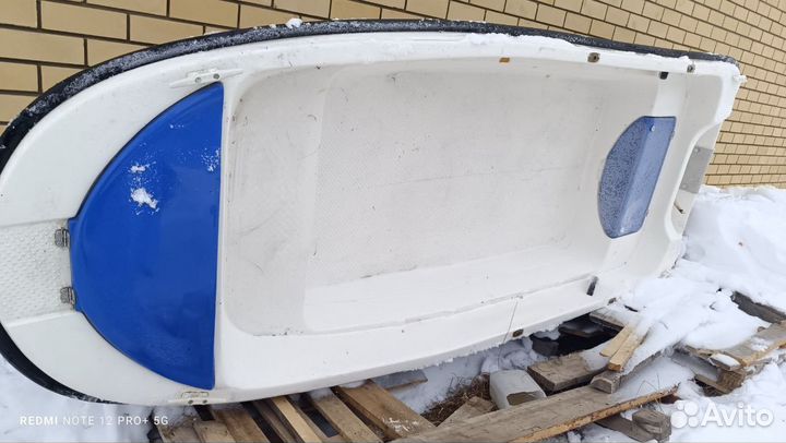 Стеклопластиковая лодка 