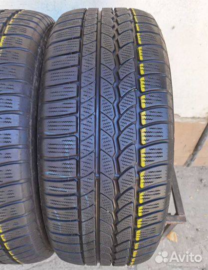 Continental WinterContact SI 255/55 R18 105H