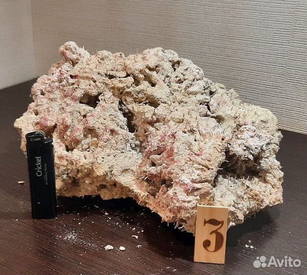 Камни, гроты для аквариума