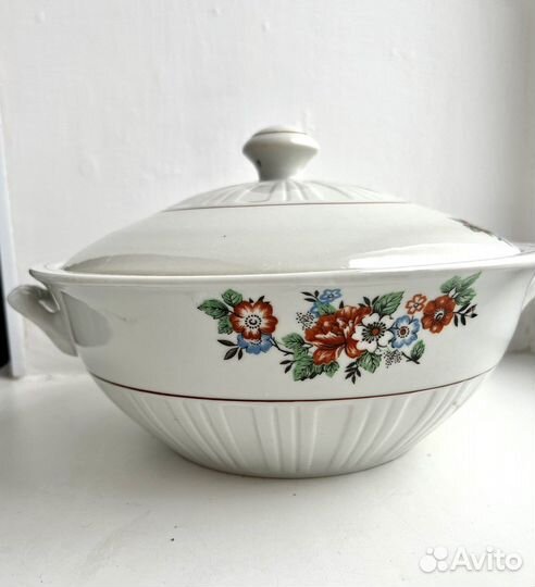 Супница made in D.P.R.K