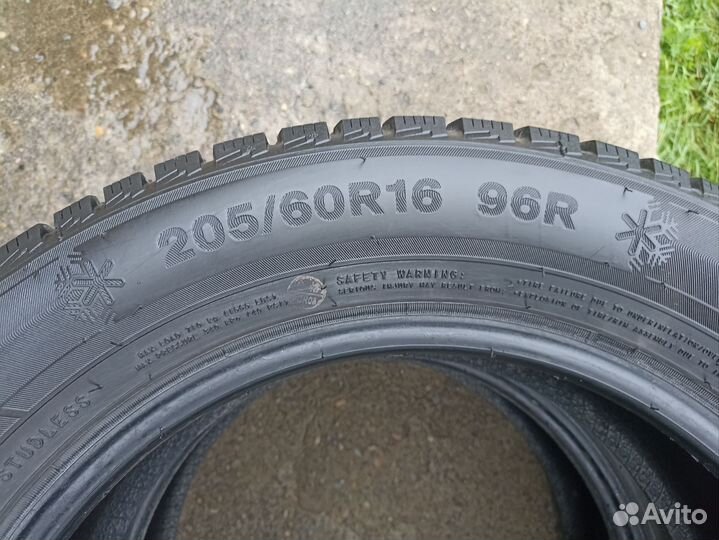 Triangle Snowlink TWT02 205/60 R16 96R