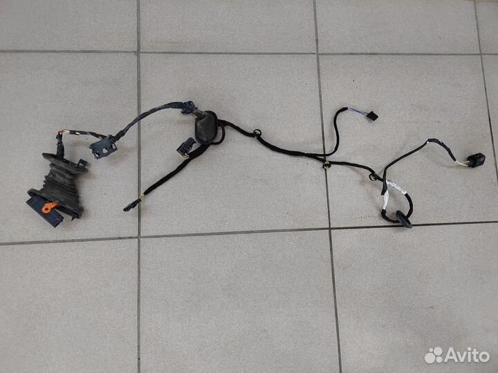 Проводка задней левой двери VW Passat B7