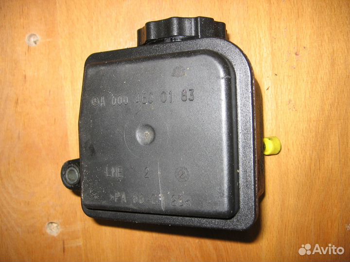 Бачок насоса гур Мерседес W202,203,208,210,211