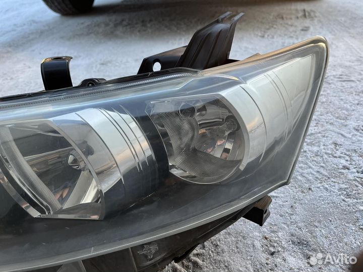 Фара toyota allion 260(рестайл 2010-2016)