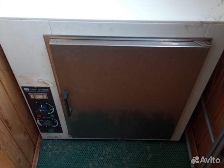 Сухожаровый шкаф