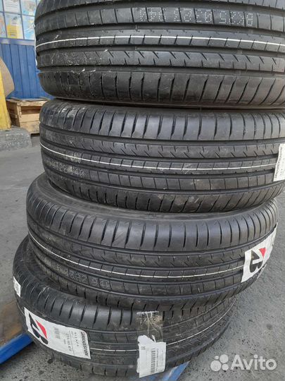 Bridgestone Alenza 001 215/65 R16 98H