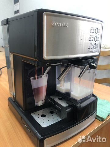 Кофеварка рожковая Vitek -1514 вк