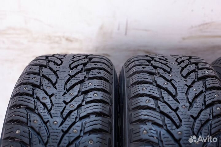 Nokian Tyres Hakkapeliitta 9 SUV 215/65 R16 102T