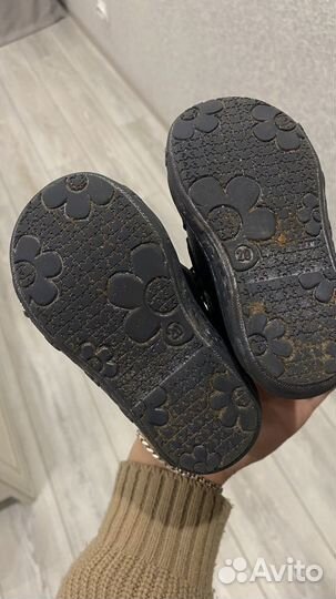 Детские ботинки