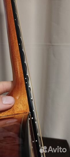 Акустическая гитара