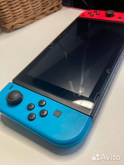 Nintendo Switch v1