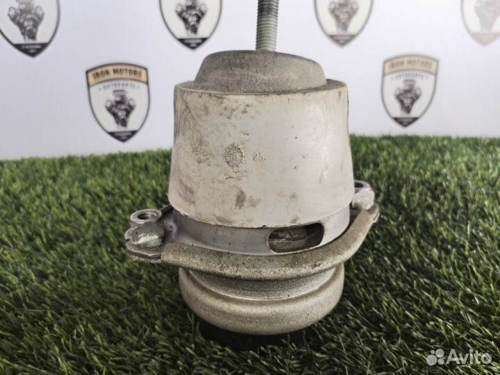 Подушка двигателя правая Porsche Cayenne 957 2010