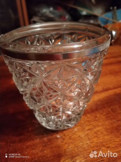 Хрустальная конфетница, ваза, фужеры и др