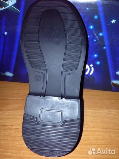 Туфли школьные. Натуральная кожа. р.25